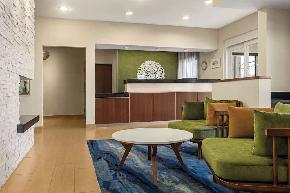 Fairfield Inn & Suites Findlay 2