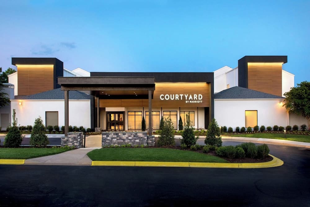 Courtyard by Marriott Silver Spring North/White Oak 1