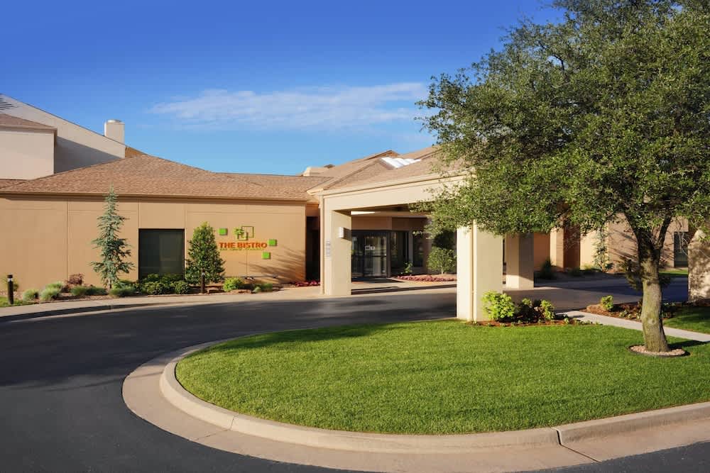 Courtyard by Marriott Oklahoma City Airport 1
