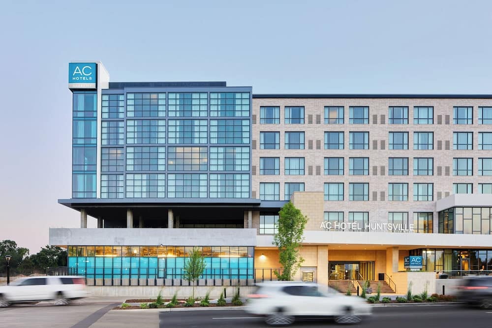 AC Hotel by Marriott Huntsville Downtown 1