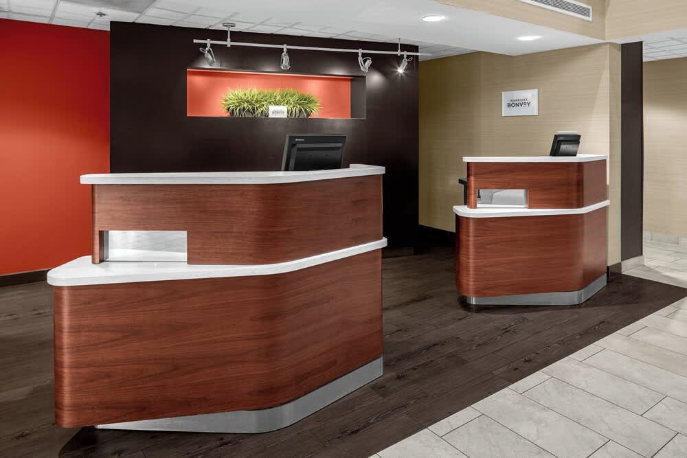 Courtyard by Marriott Wilmington/Wrightsville Beach 2