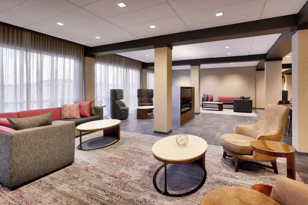 Courtyard by Marriott Atlanta Duluth Downtown 2