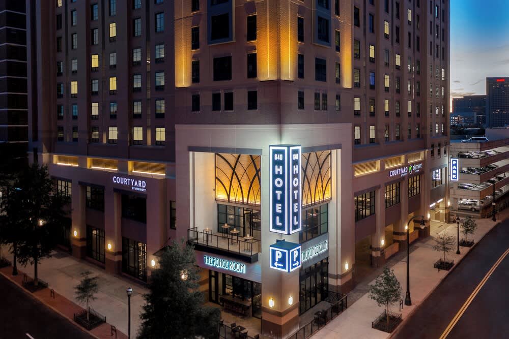 Courtyard by Marriott Atlanta Midtown 1