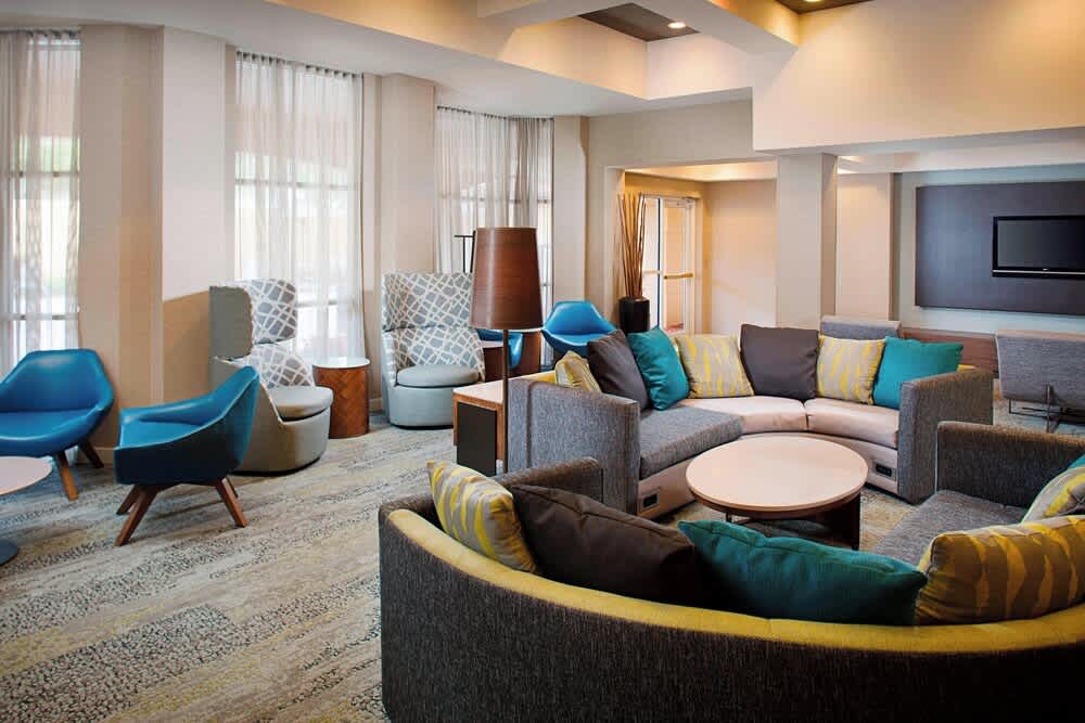 Courtyard by Marriott West Palm Beach Airport 1