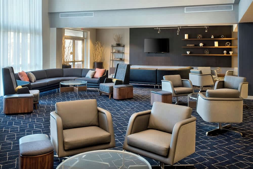 Courtyard by Marriott Basking Ridge 1