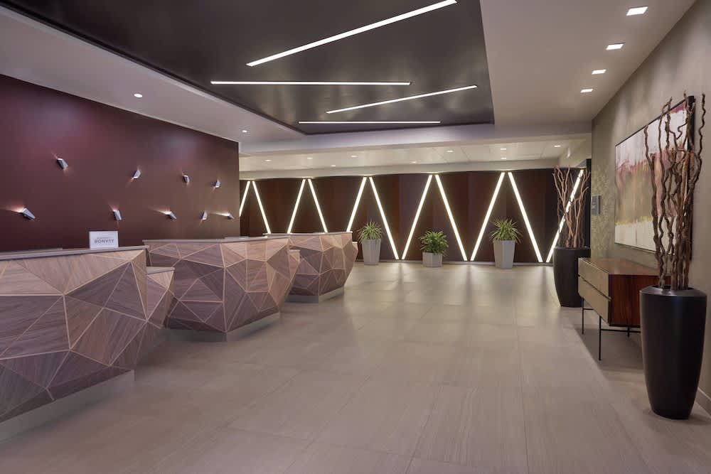Courtyard by Marriott Oshawa 2