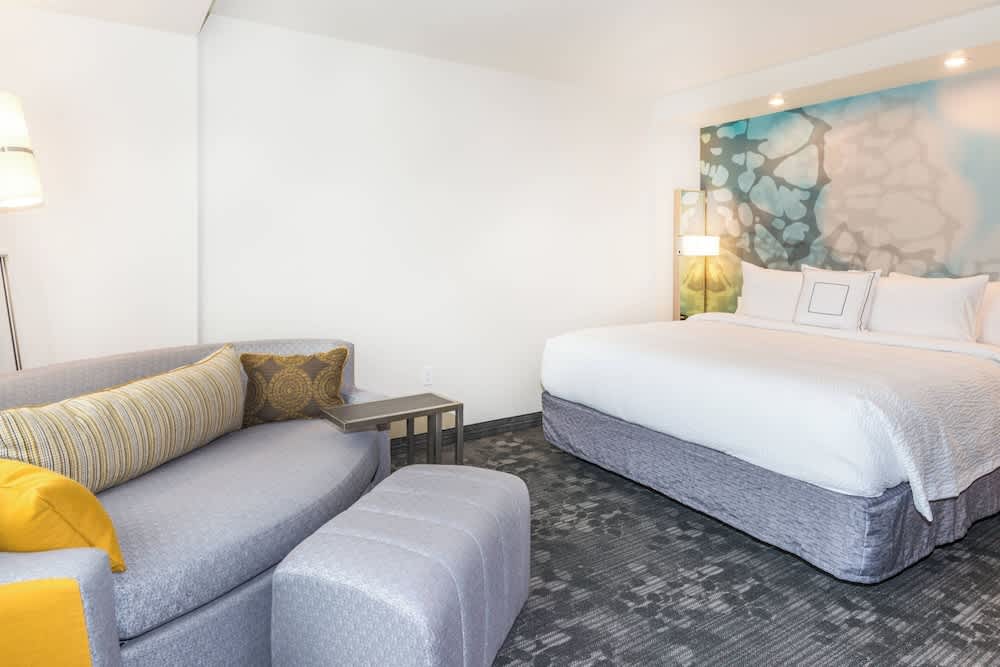 Courtyard by Marriott Somerset 5