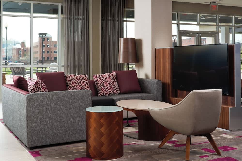 Courtyard by Marriott Rome 2