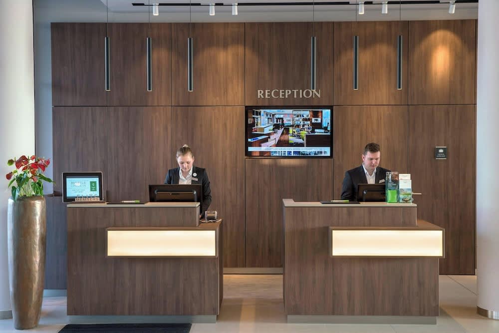 Courtyard by Marriott Wolfsburg 3