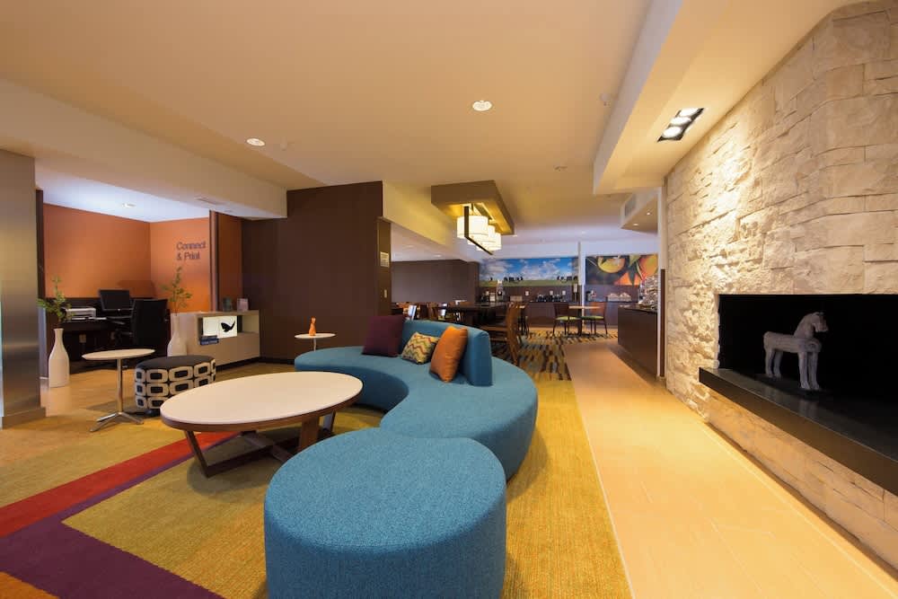 Fairfield Inn & Suites Burlington 1