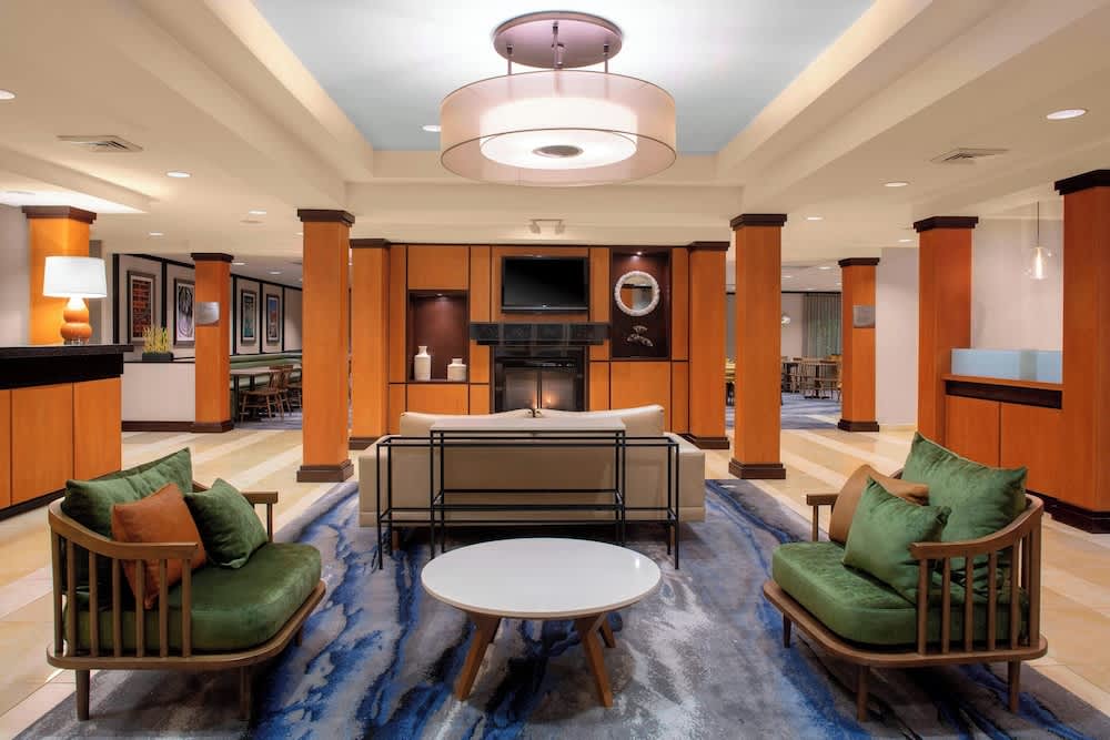 Fairfield Inn and Suites by Marriott Gadsden 1