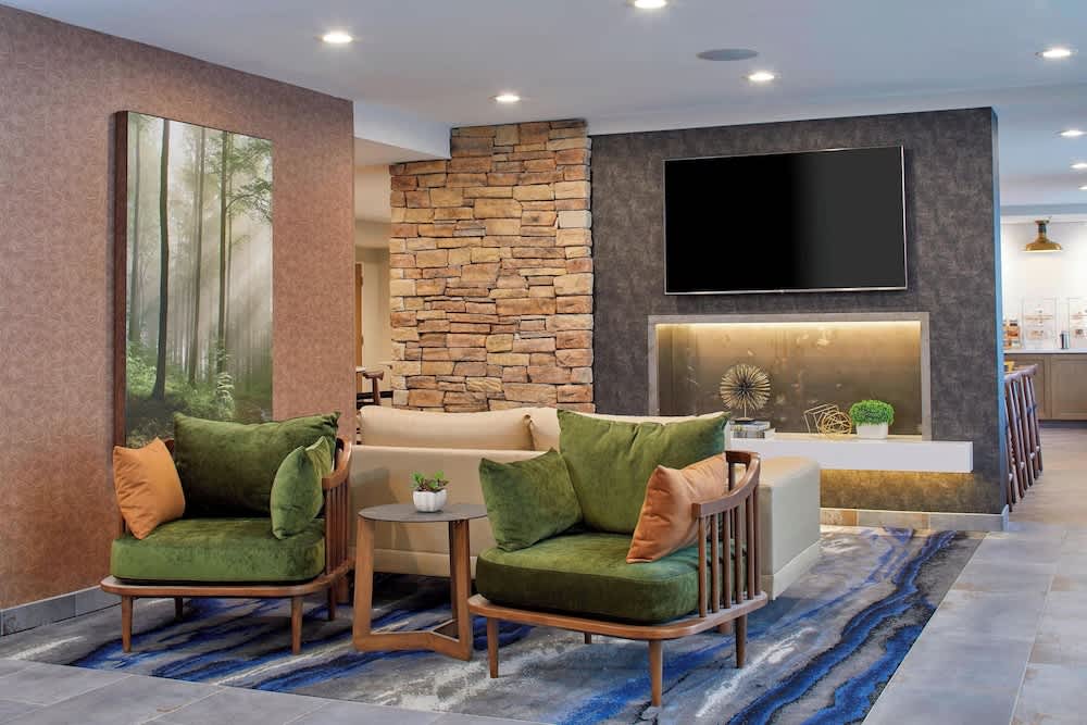 Fairfield Inn & Suites by Marriott Albany Airport 1