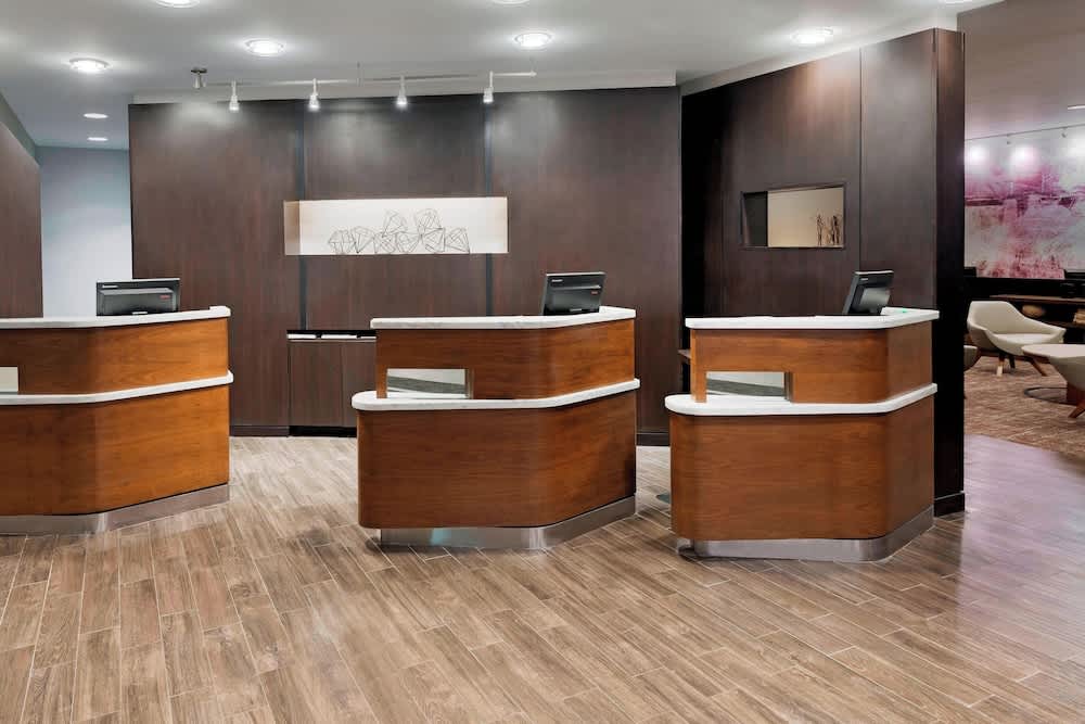 Courtyard Fort Wayne Downtown at Grand Wayne Convention Center 4