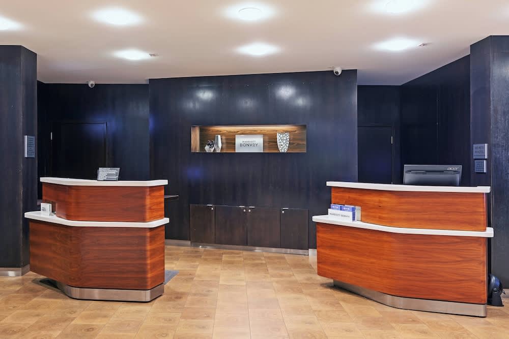 Courtyard by Marriott Tulsa Woodland Hills 4