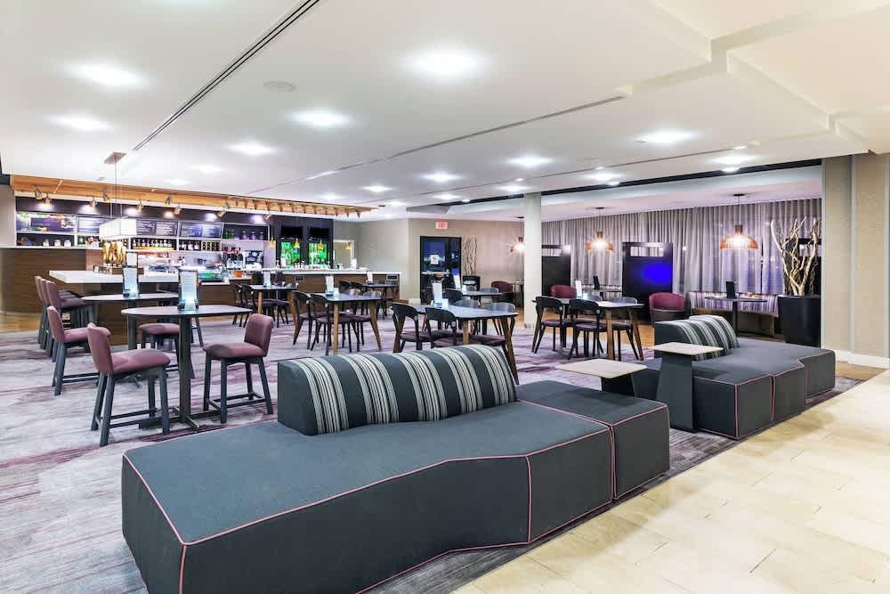 Courtyard by Marriott Tulsa Woodland Hills 1