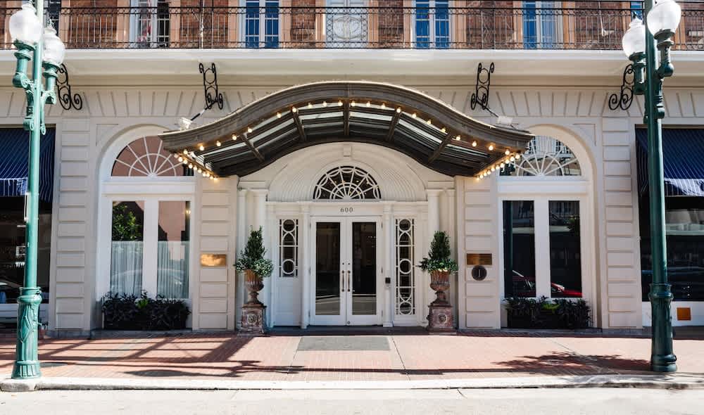 The Lafayette New Orleans By Kasa Living 1