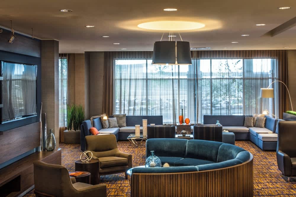 Courtyard by Marriott Winnipeg Airport 2