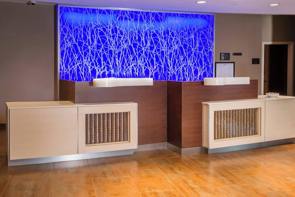 Fairfield Inn & Suites by Marriott Easton 2