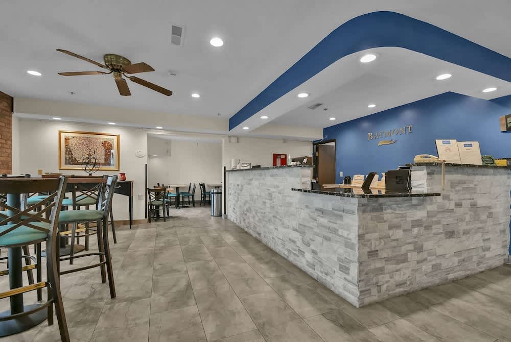 Baymont by Wyndham Zanesville 2