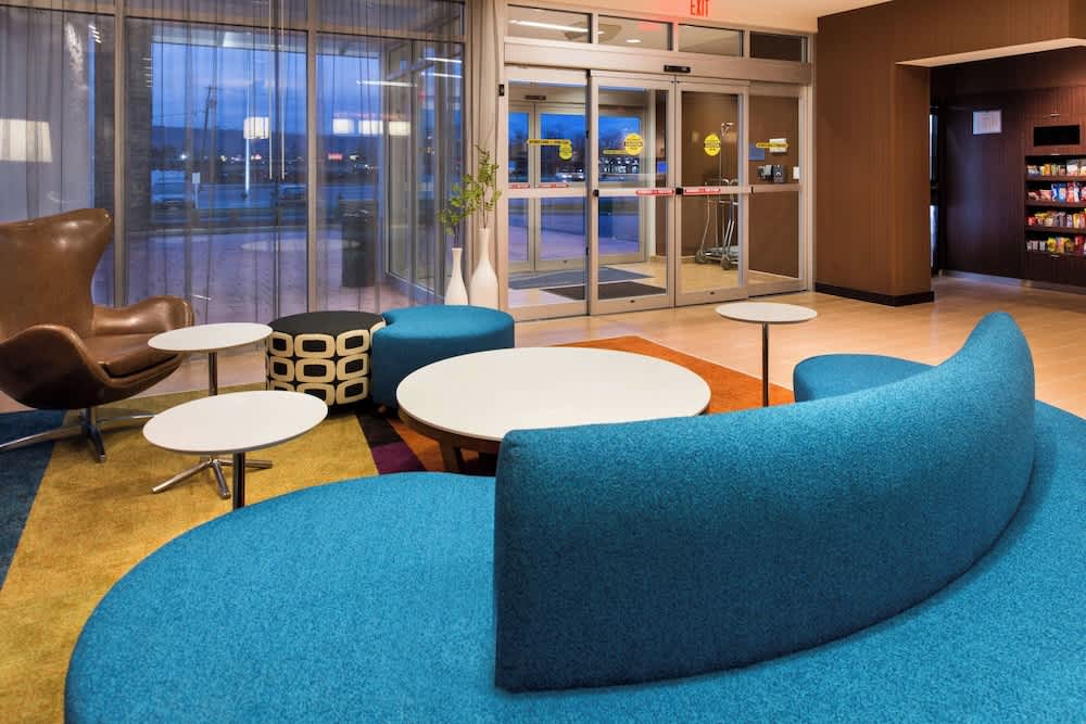 Fairfield Inn & Suites by Marriott Utica 2