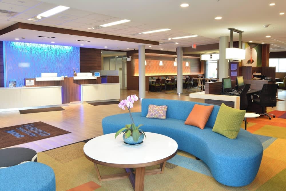 Fairfield Inn & Suites by Marriott Eau Claire/Chippewa Falls 1