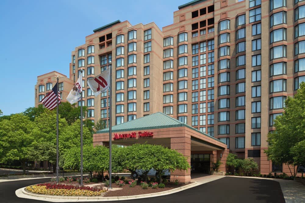 Chicago Marriott Suites O'Hare 1