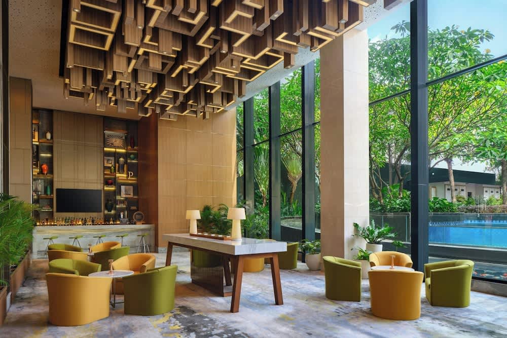 Four Points by Sheraton Surabaya, Tunjungan Plaza 1