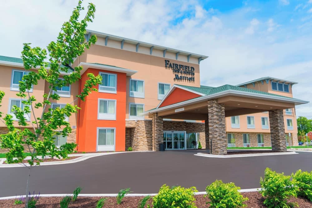 Fairfield Inn & Suites by Marriott Gaylord 1