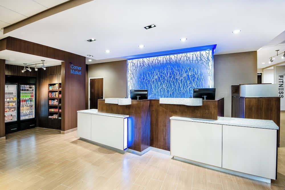 Fairfield Inn & Suites Van Canton Area 2