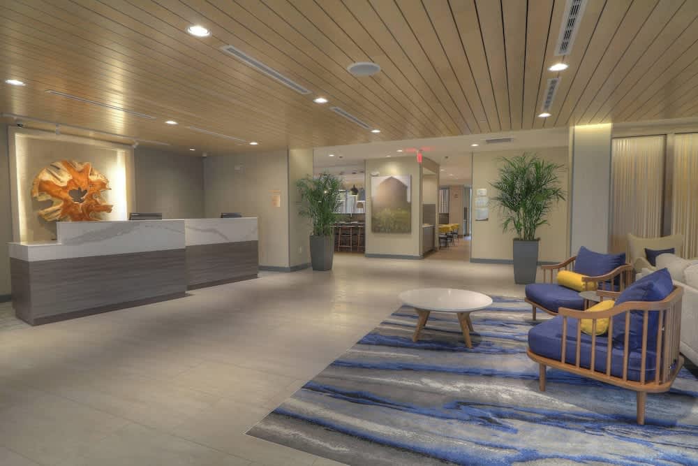 Fairfield Inn & Suites by Marriott Gatlinburg Downtown 2