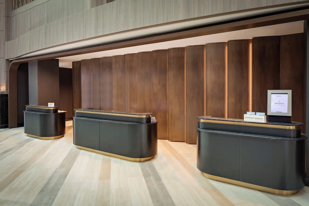 Cincinnati Marriott at RiverCenter 2