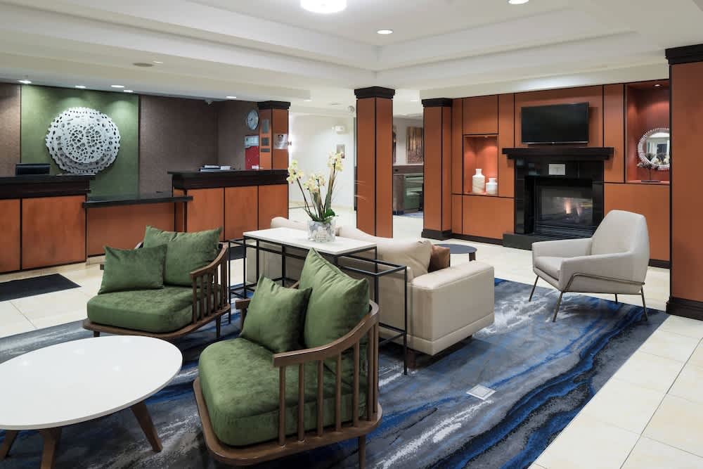 Fairfield Inn & Suites Kansas City Overland Park 1