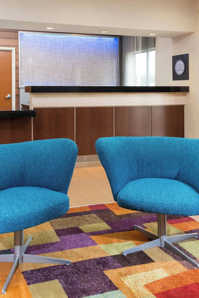 Fairfield Inn & Suites Lincoln 2