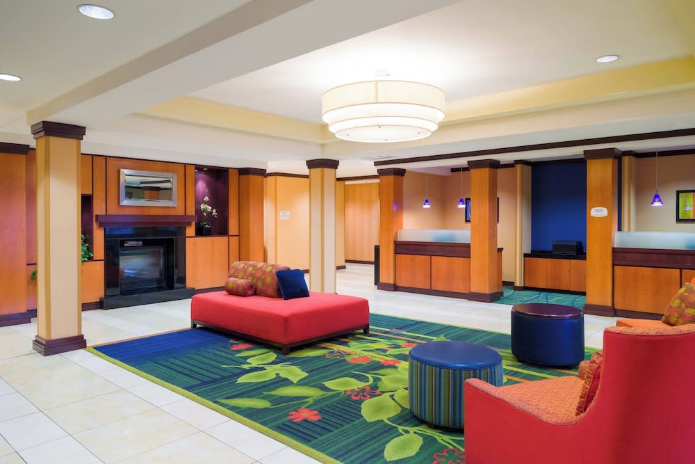 Fairfield Inn & Suites by Marriott Lock Haven 1