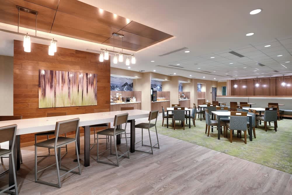 Fairfield Inn & Suites by Marriott Denver West/Federal Center 3