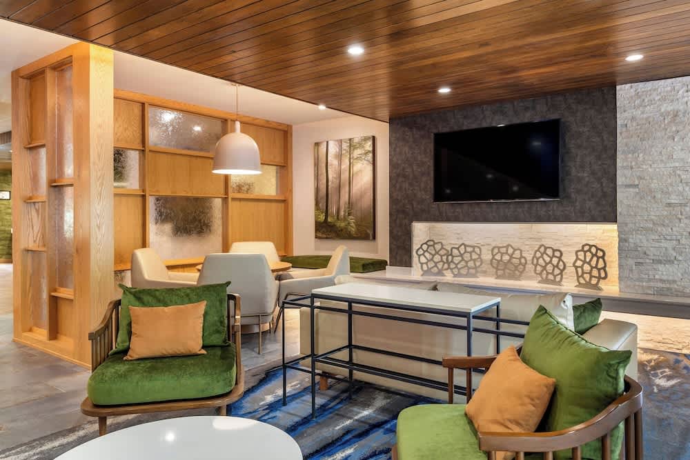 Fairfield Inn & Suites by Marriott Helen 2