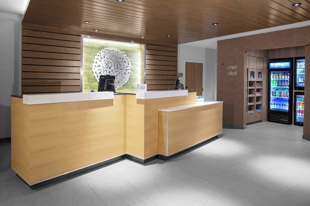 Fairfield Inn & Suites by Marriott Indianapolis Greenfield 2