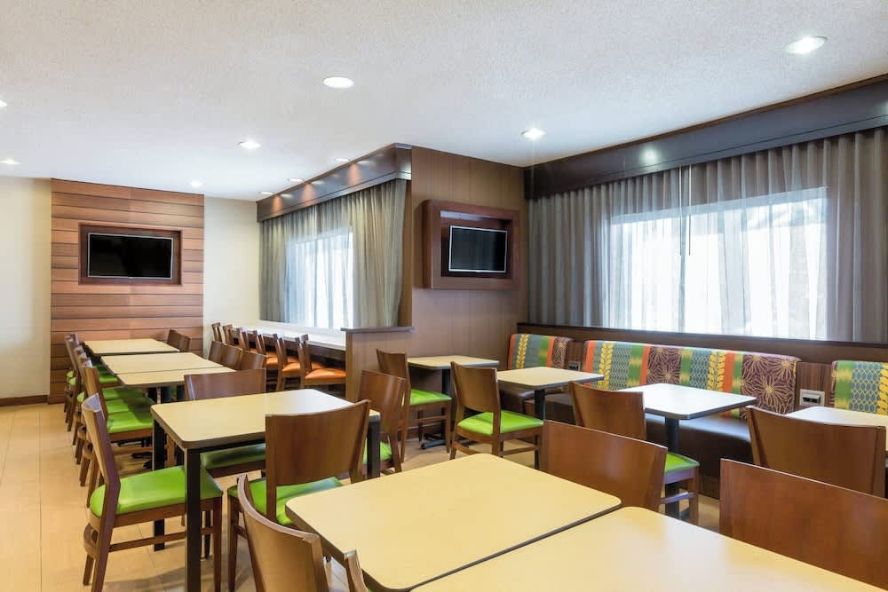 Fairfield Inn & Suites by Marriott San Antonio Downtown/Market Square 5