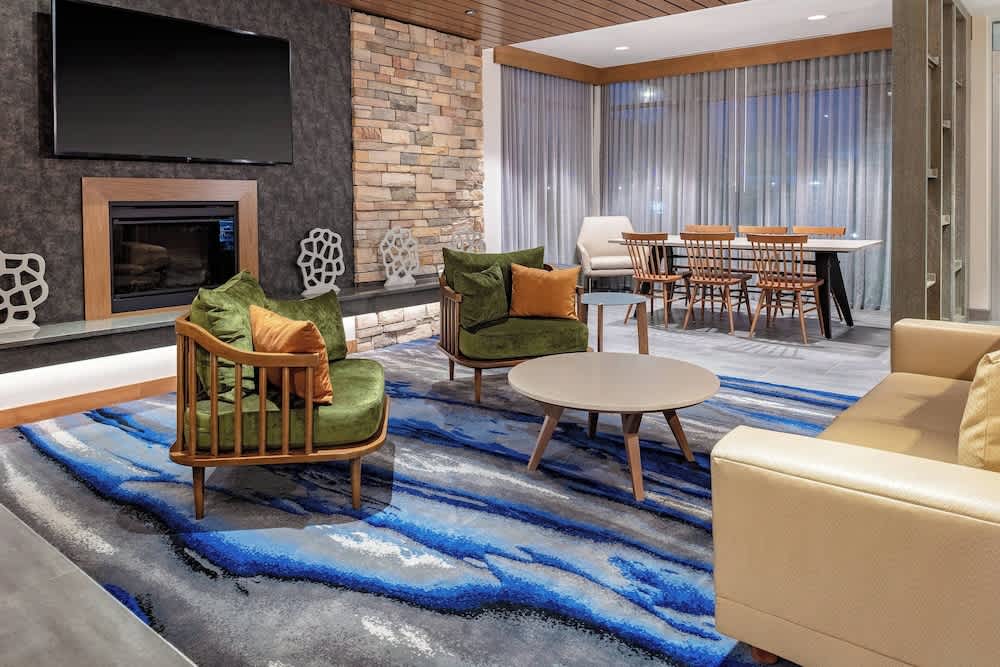 Fairfield Inn & Suites by Marriott Queensbury Glens Falls/Lake George 2