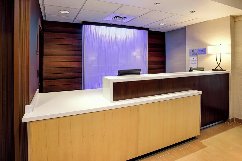 Fairfield Inn and Suites by Marriott Tampa Brandon 2