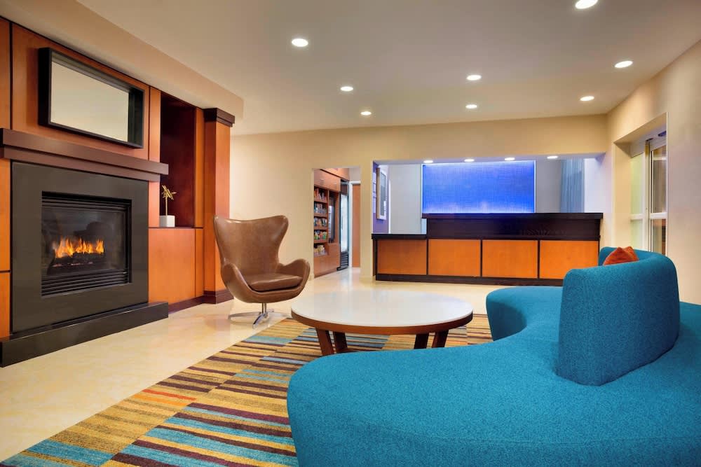 Fairfield Inn & Suites by Marriott Dallas Plano 1