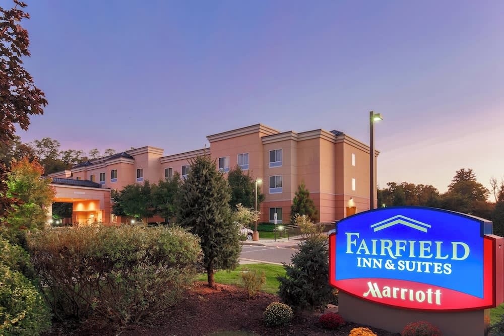 Fairfield Inn & Suites by Marriott Mahwah 1