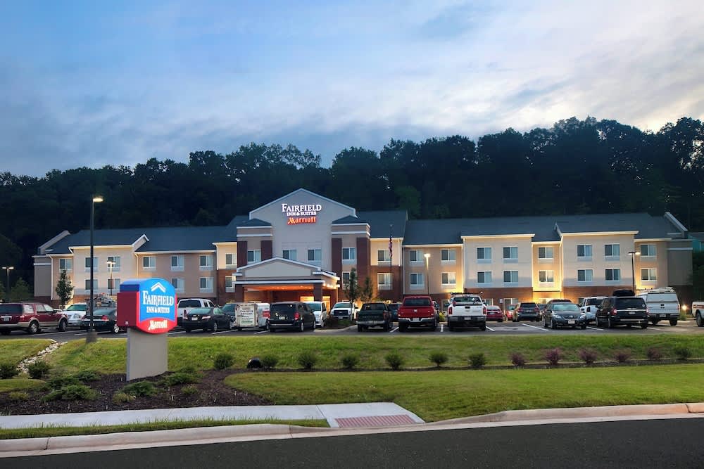 Fairfield Inn & Suites by Marriott Marietta 1