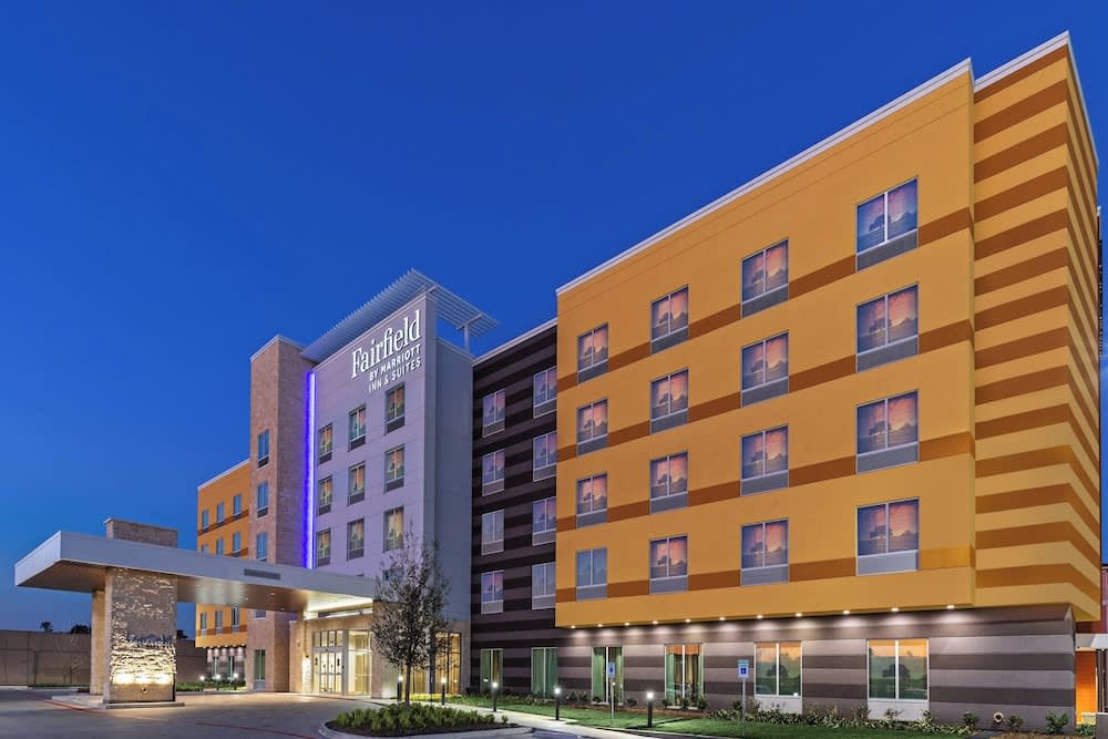 Fairfield Inn & Suites Houston Memorial City Area 1