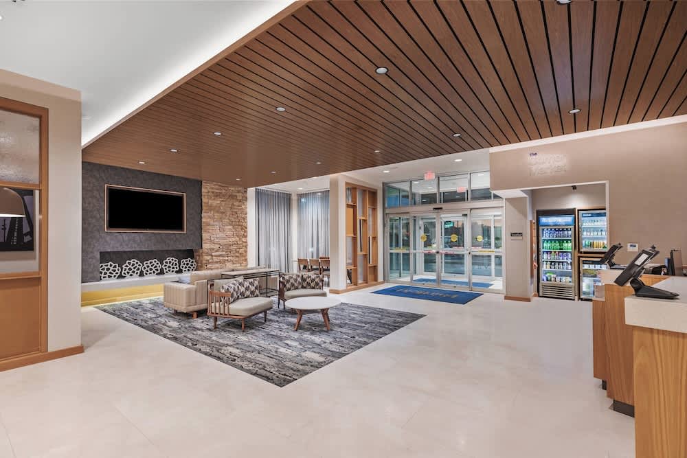 Fairfield Inn & Suites Houston Memorial City Area 2