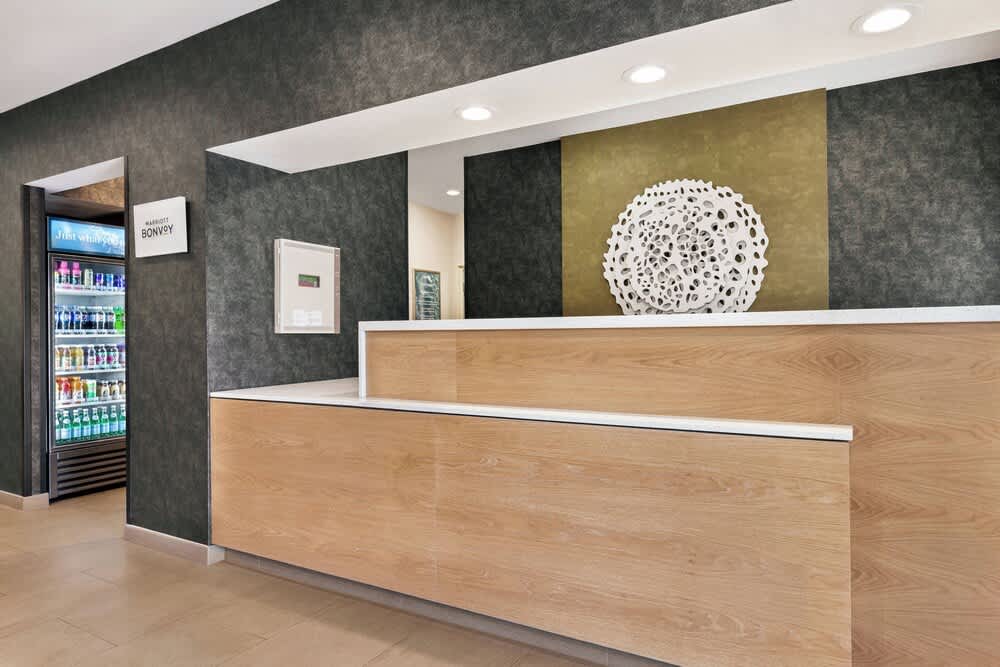 Fairfield Inn by Marriott Visalia Sequoia 2