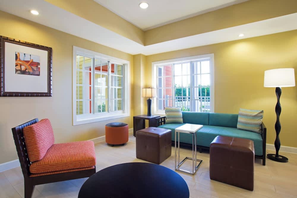 Fairfield Inn & Suites by Marriott Key West 2