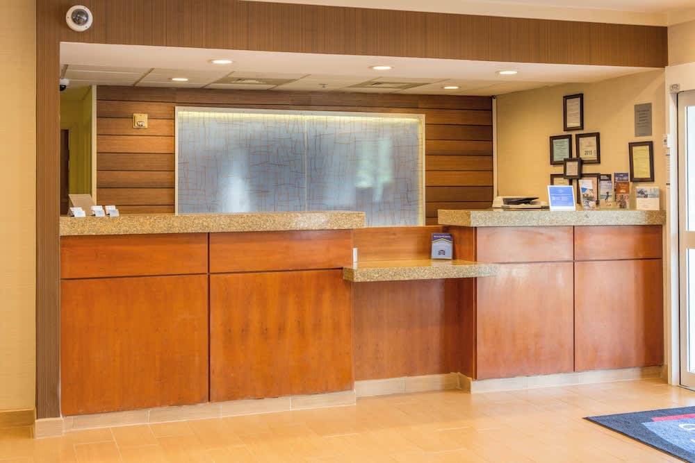 Fairfield Inn & Suites by Marriott Columbus 3