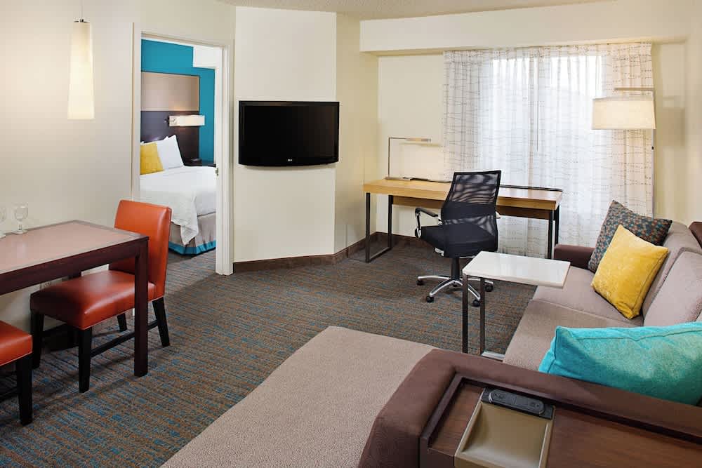 Residence Inn by Marriott Detroit Livonia 1