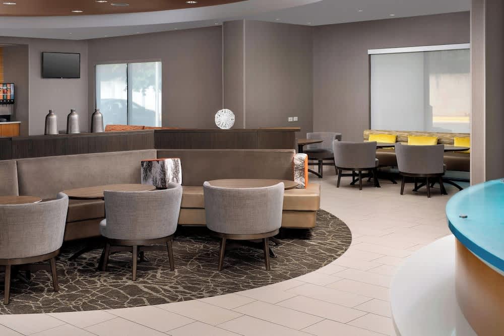 SpringHill Suites Alexandria 2